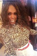 Milano Trans Paolina Mulatta 333 29 10 933 foto selfie 9