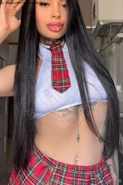 Samira kiss BERGAMO 3894234193
